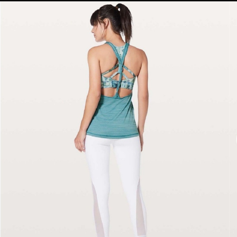 Lululemon top